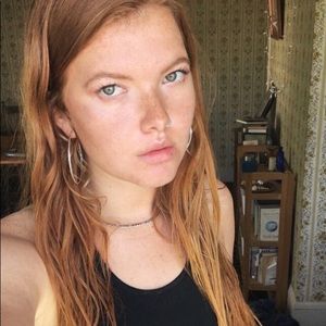 Meet your Posher, Abby